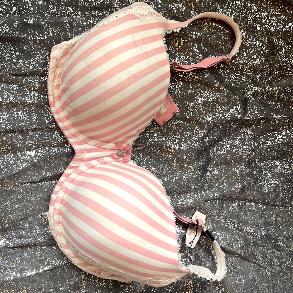 New bra Victoria secret !